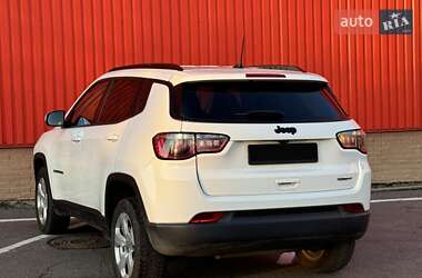 Внедорожник / Кроссовер Jeep Compass 2017 в 