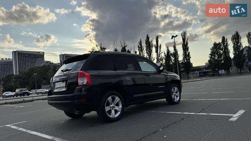 Внедорожник / Кроссовер Jeep Compass 2013 в Киеве фото 5 Внедорожник / Кроссовер Jeep Compass 2013 в Киеве