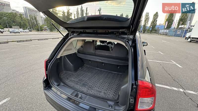 Внедорожник / Кроссовер Jeep Compass 2013 в Киеве фото 26 Внедорожник / Кроссовер Jeep Compass 2013 в Киеве