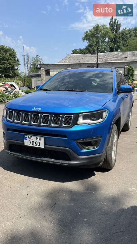 Внедорожник / Кроссовер Jeep Compass 2017 в Каменском