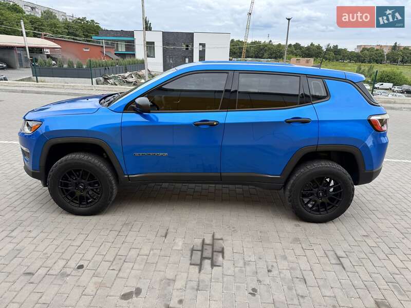 Внедорожник / Кроссовер Jeep Compass 2020 в Ровно