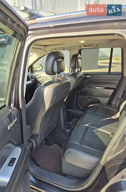 Внедорожник / Кроссовер Jeep Compass 2014 в 