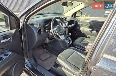 Внедорожник / Кроссовер Jeep Compass 2014 в 