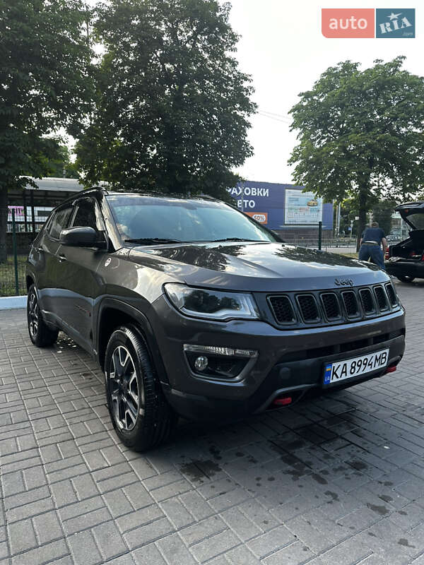 Внедорожник / Кроссовер Jeep Compass 2020 в Киеве