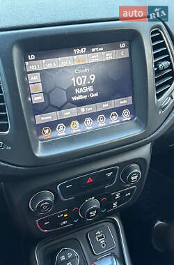 Позашляховик / Кросовер Jeep Compass 2020 в Києві
