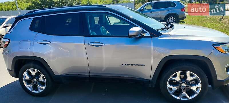 Внедорожник / Кроссовер Jeep Compass 2019 в Киеве