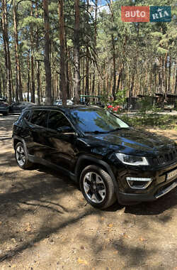 Внедорожник / Кроссовер Jeep Compass 2018 в 
