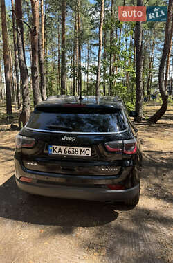 Внедорожник / Кроссовер Jeep Compass 2018 в 