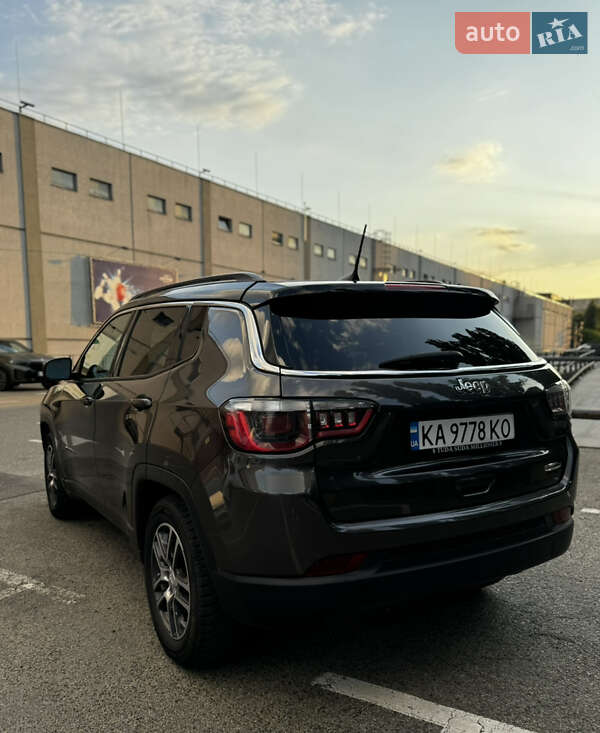 Позашляховик / Кросовер Jeep Compass 2017 в Києві
