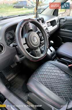 Внедорожник / Кроссовер Jeep Compass 2016 в 