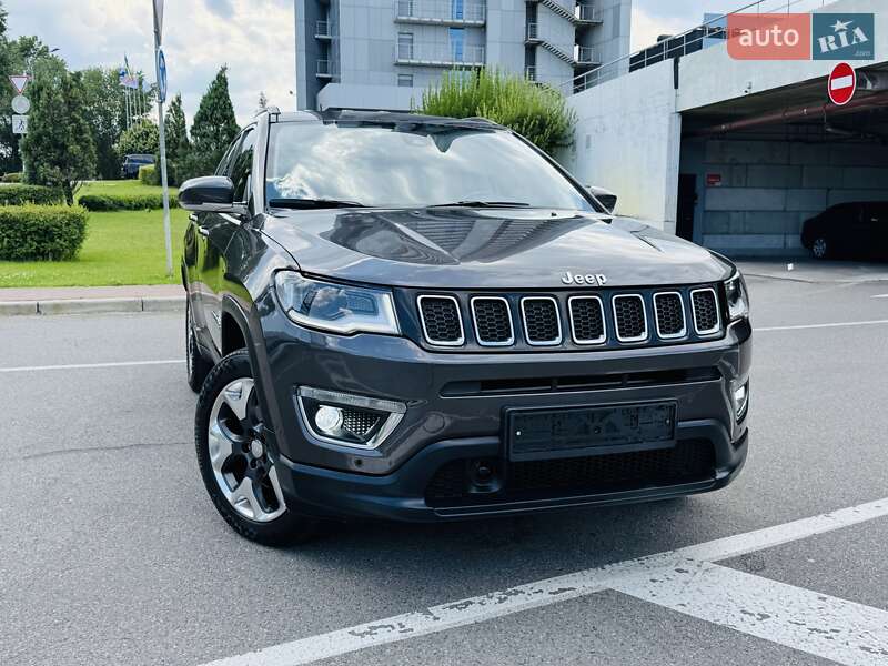 Внедорожник / Кроссовер Jeep Compass 2019 в Киеве