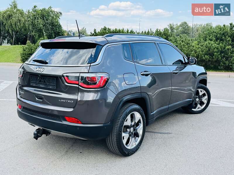 Внедорожник / Кроссовер Jeep Compass 2019 в Киеве