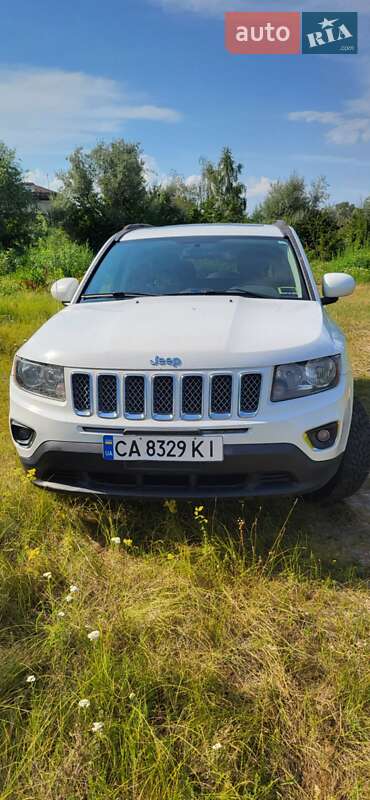 Внедорожник / Кроссовер Jeep Compass 2016 в Черкассах