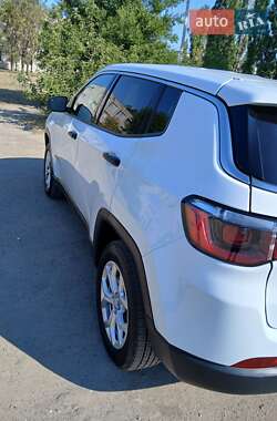 Внедорожник / Кроссовер Jeep Compass 2024 в 
