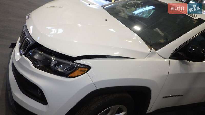 Внедорожник / Кроссовер Jeep Compass 2023 в Луцке