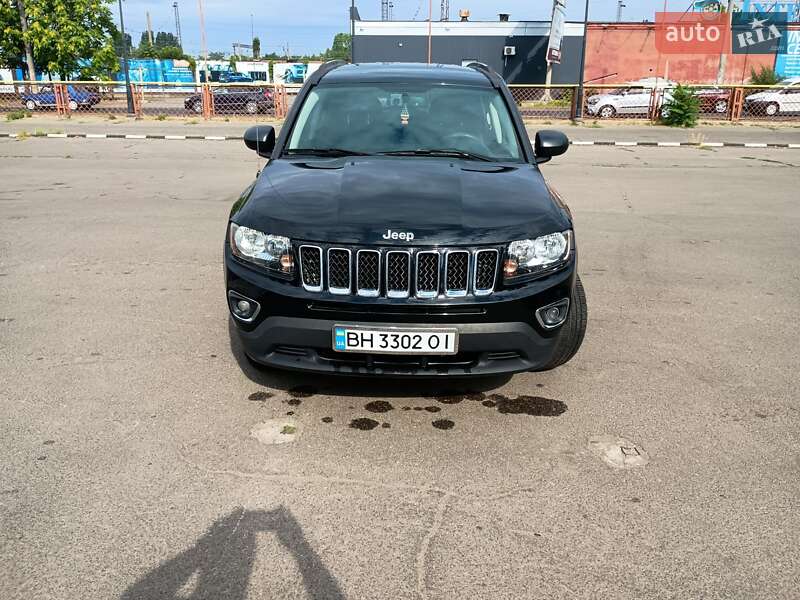 Внедорожник / Кроссовер Jeep Compass 2016 в 