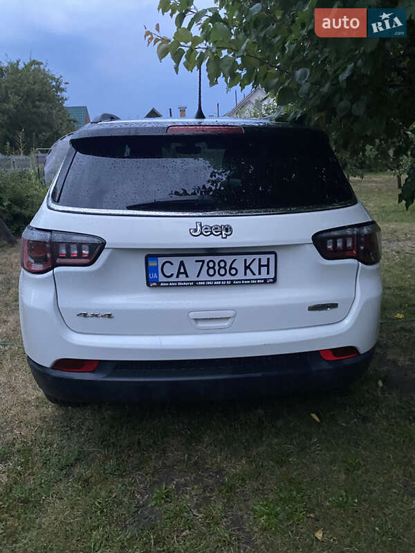 Внедорожник / Кроссовер Jeep Compass 2017 в Черкассах