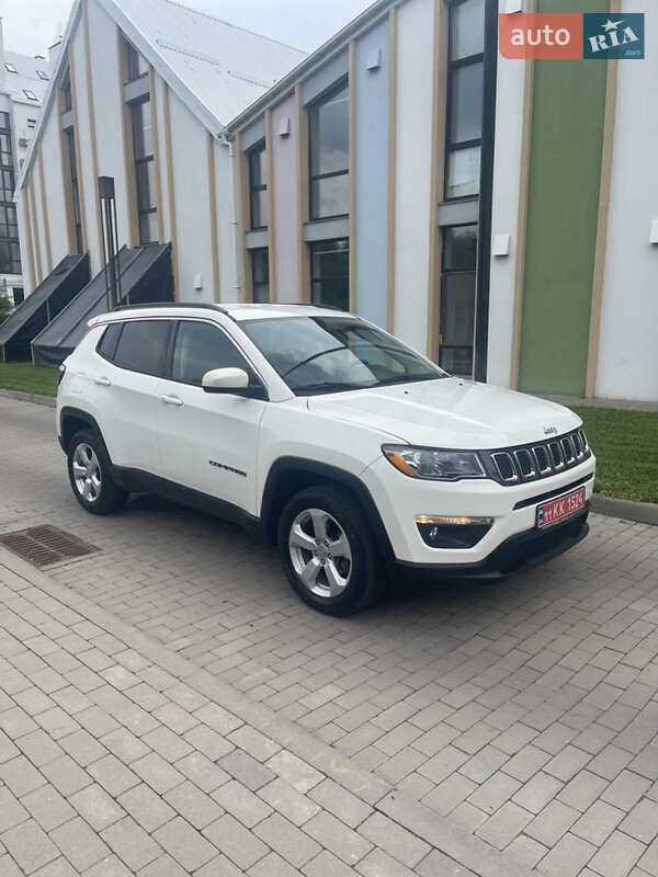 Внедорожник / Кроссовер Jeep Compass 2018 в Киеве
