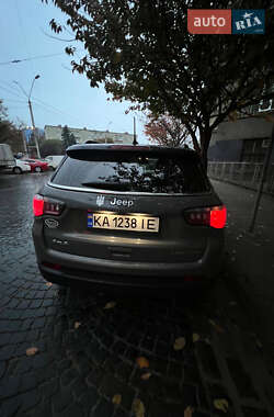 Внедорожник / Кроссовер Jeep Compass 2019 в 