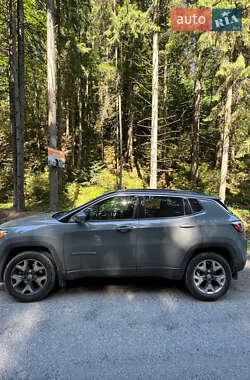 Внедорожник / Кроссовер Jeep Compass 2019 в 
