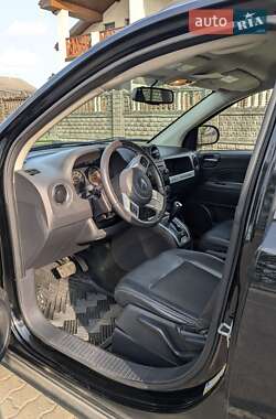Внедорожник / Кроссовер Jeep Compass 2016 в 