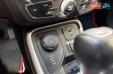 Внедорожник / Кроссовер Jeep Compass 2019 в 