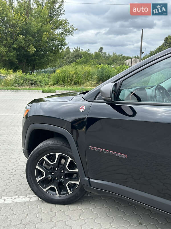 Внедорожник / Кроссовер Jeep Compass 2020 в Киеве