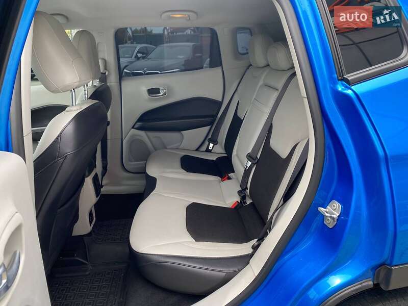 Внедорожник / Кроссовер Jeep Compass 2017 в Львове