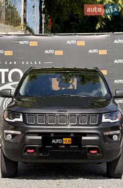 Внедорожник / Кроссовер Jeep Compass 2019 в 