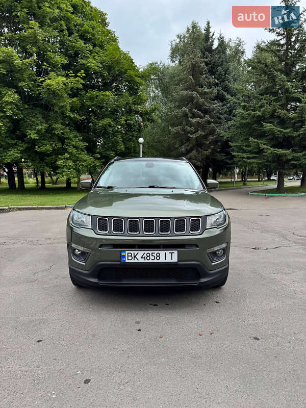 Внедорожник / Кроссовер Jeep Compass 2019 в Ровно