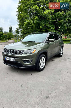 Позашляховик / Кросовер Jeep Compass 2019 в 