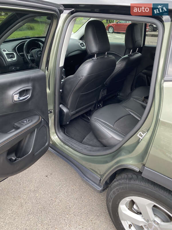 Внедорожник / Кроссовер Jeep Compass 2019 в Ровно