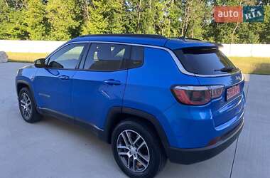 Внедорожник / Кроссовер Jeep Compass 2018 в 