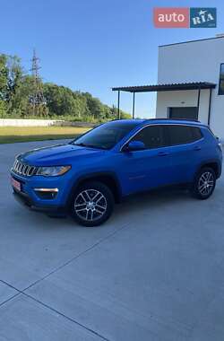 Внедорожник / Кроссовер Jeep Compass 2018 в 