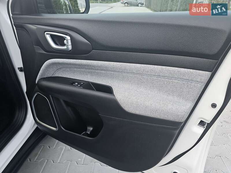 Внедорожник / Кроссовер Jeep Compass 2022 в Киеве фото 23 Внедорожник / Кроссовер Jeep Compass 2022 в Киеве