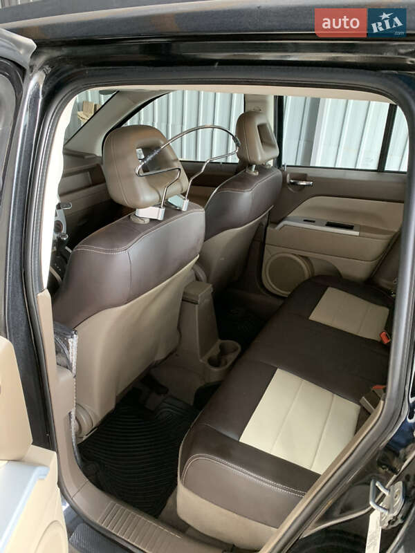 Внедорожник / Кроссовер Jeep Compass 2008 в Лысянке