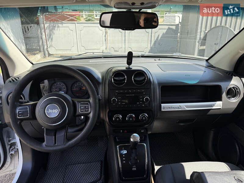 Внедорожник / Кроссовер Jeep Compass 2015 в Виннице