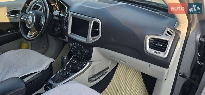 Внедорожник / Кроссовер Jeep Compass 2018 в Тернополе