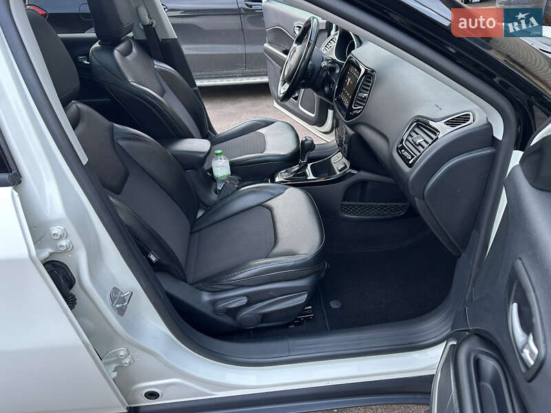 Внедорожник / Кроссовер Jeep Compass 2018 в Шостке