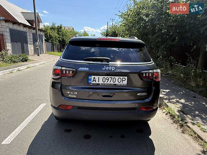 Внедорожник / Кроссовер Jeep Compass 2017 в Киеве