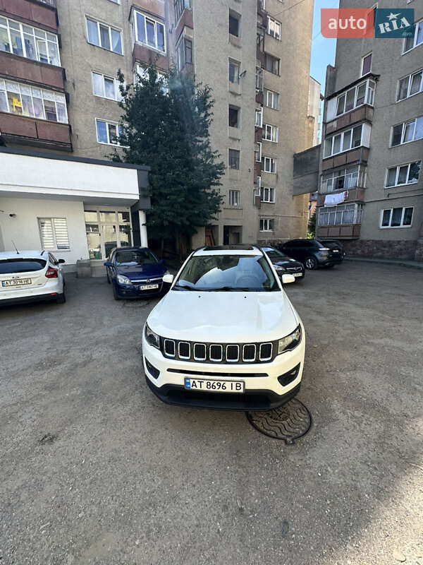 Внедорожник / Кроссовер Jeep Compass 2018 в Ивано-Франковске фото 2 Внедорожник / Кроссовер Jeep Compass 2018 в Ивано-Франковске