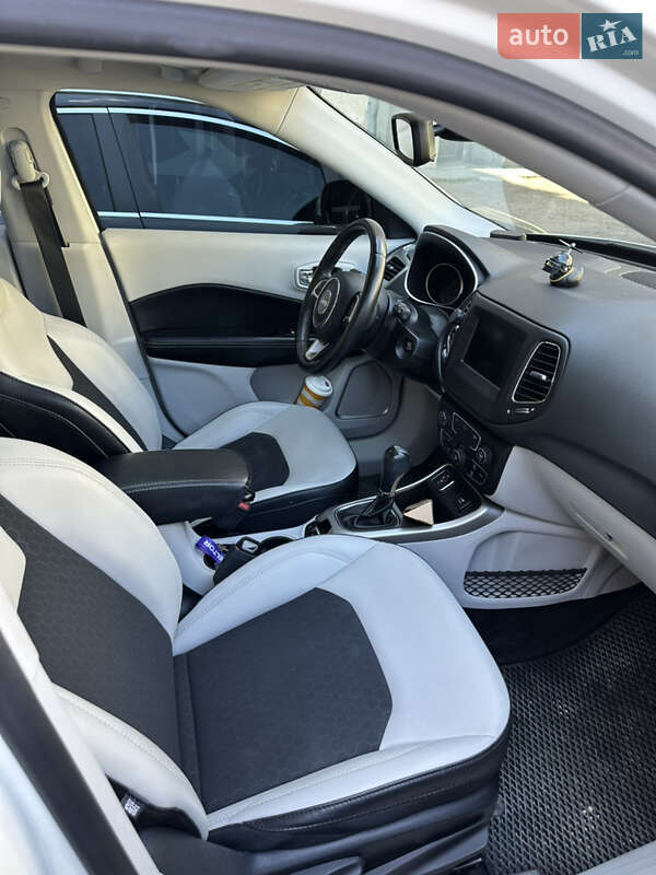 Внедорожник / Кроссовер Jeep Compass 2018 в Ивано-Франковске фото 7 Внедорожник / Кроссовер Jeep Compass 2018 в Ивано-Франковске