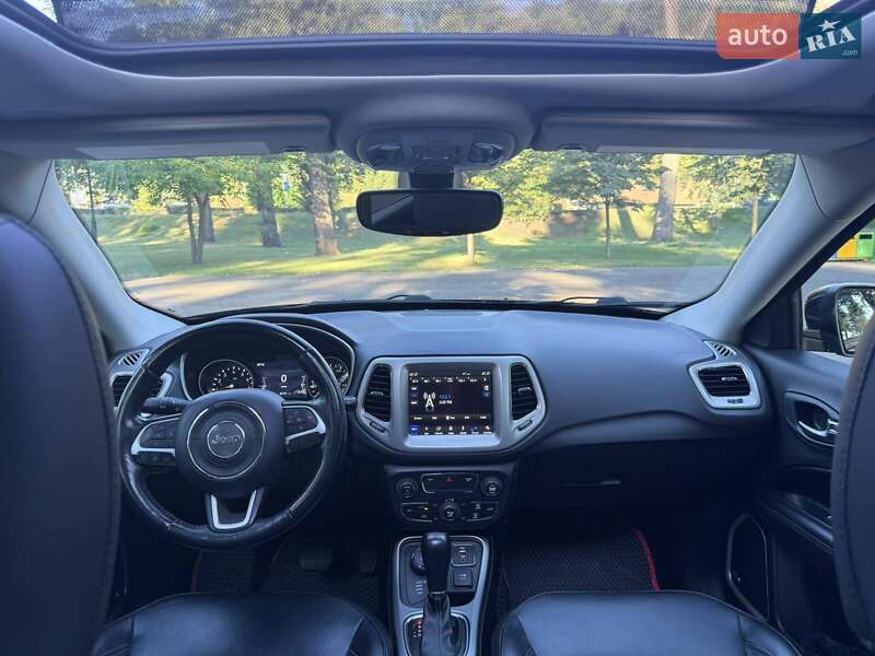 Внедорожник / Кроссовер Jeep Compass 2019 в Киеве