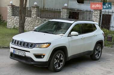 Внедорожник / Кроссовер Jeep Compass 2017 в 