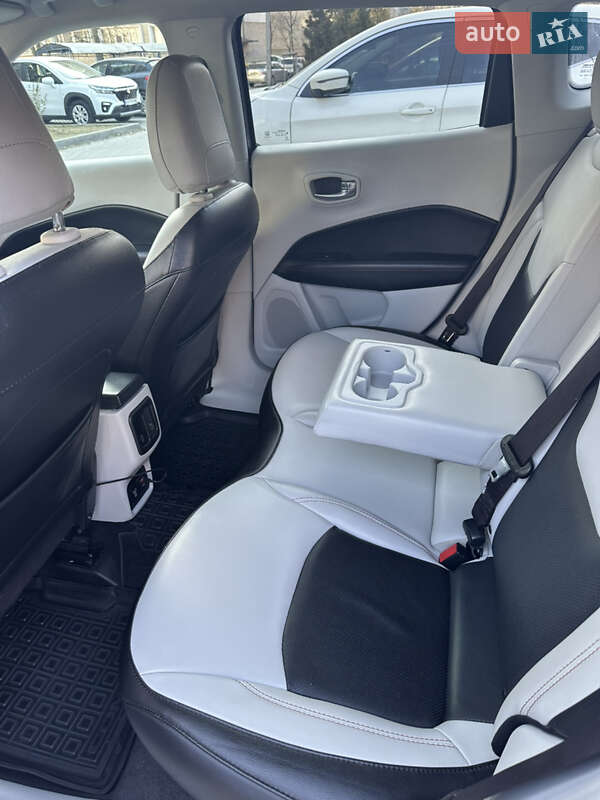 Внедорожник / Кроссовер Jeep Compass 2019 в Львове