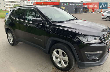Внедорожник / Кроссовер Jeep Compass 2018 в 