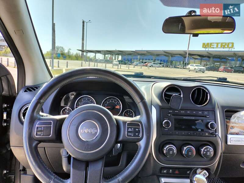 Внедорожник / Кроссовер Jeep Compass 2014 в Кривом Роге