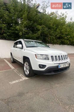 Внедорожник / Кроссовер Jeep Compass 2015 в Вишневом