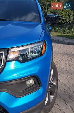 Внедорожник / Кроссовер Jeep Compass 2021 в 