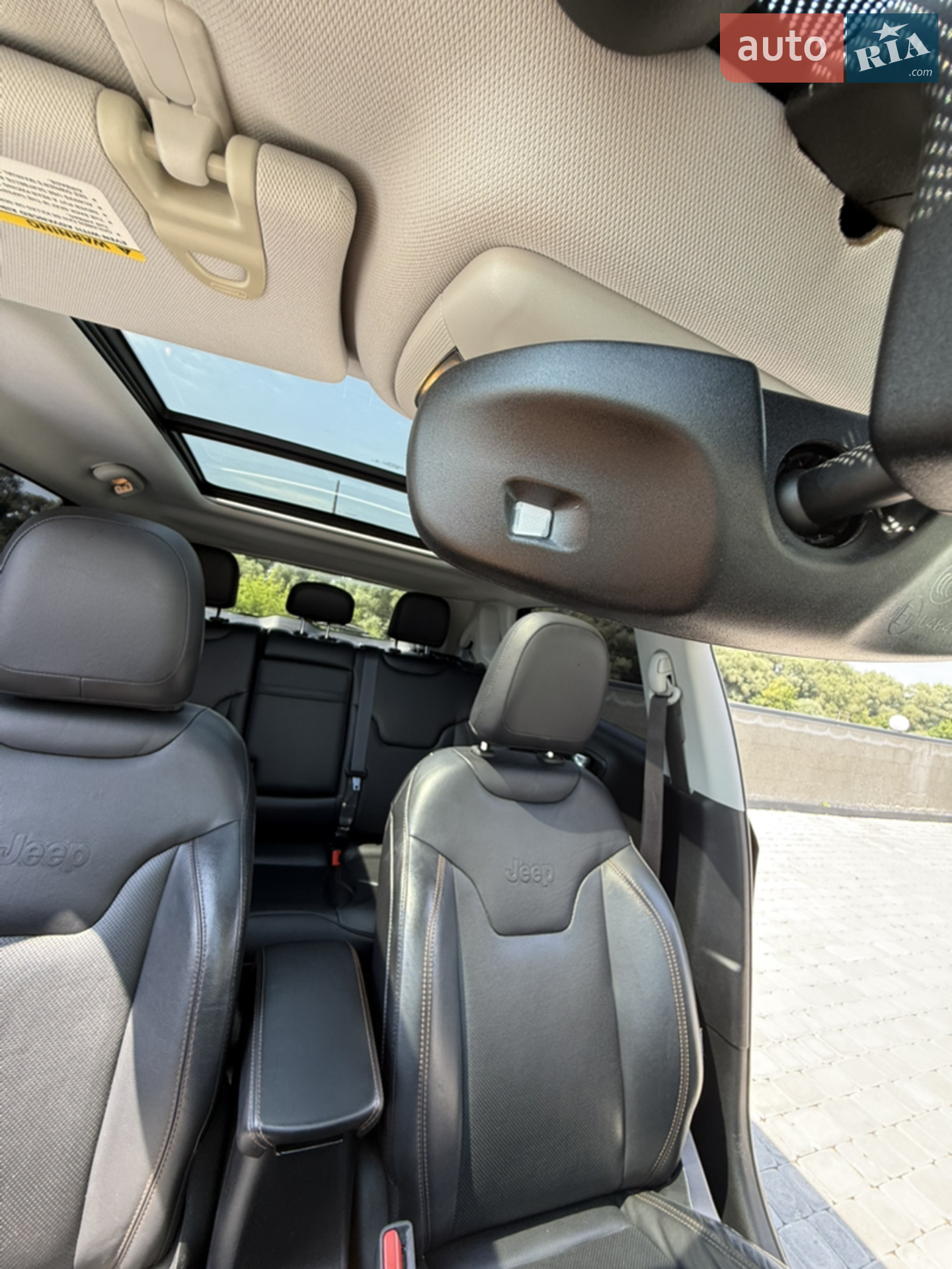 2017 Jeep Compass - мініатюра 15